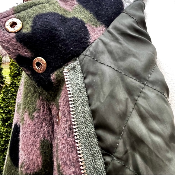 F21 LA | Camo Winter Utility Coat |  Sherpa Lined Faux Fur Hood | Size Medium - Picture 6 of 14